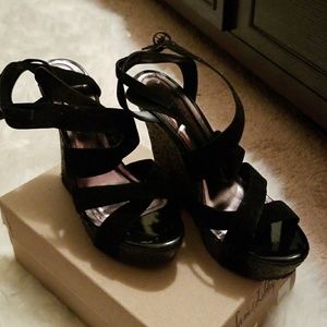 Black Glittery Wedges